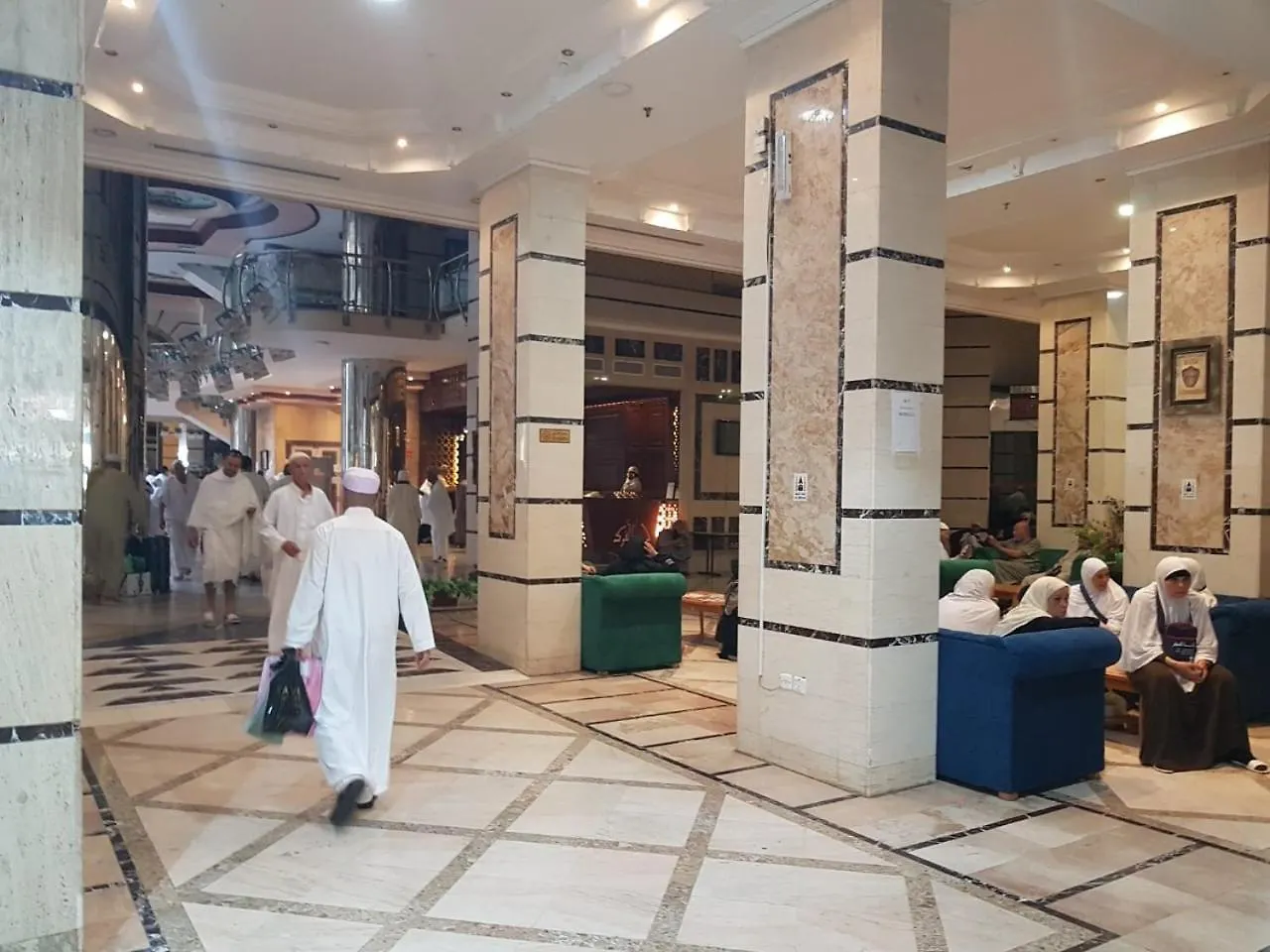 فندق	دار ام القري الذهبي مكة فندق
