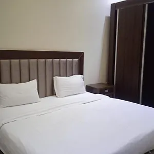 احجز هنا